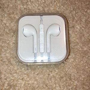 Apple Airbuds 3.5mm